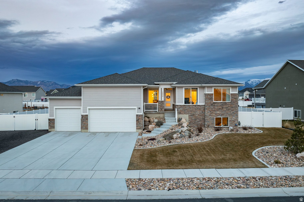 3664 S 5400 W #13 Hooper, UT 84315