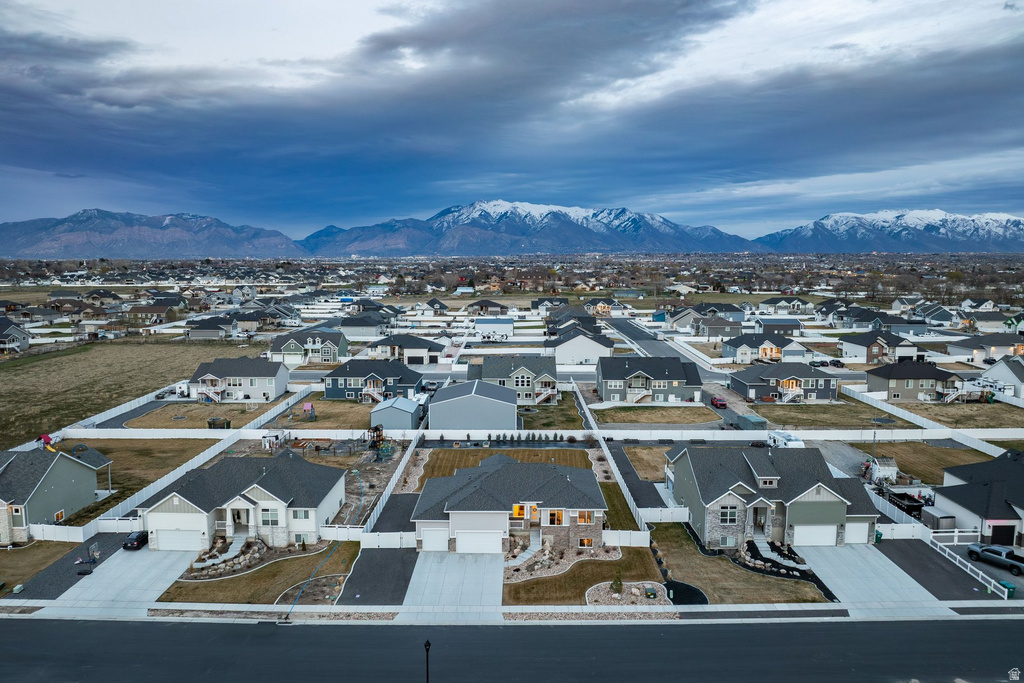 3664 S 5400 W #13 Hooper, UT 84315