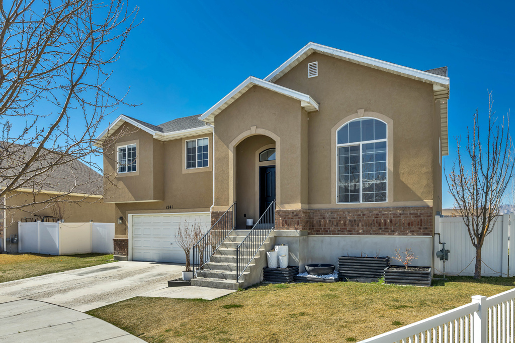 1241 N 3100 W Provo, UT 84601