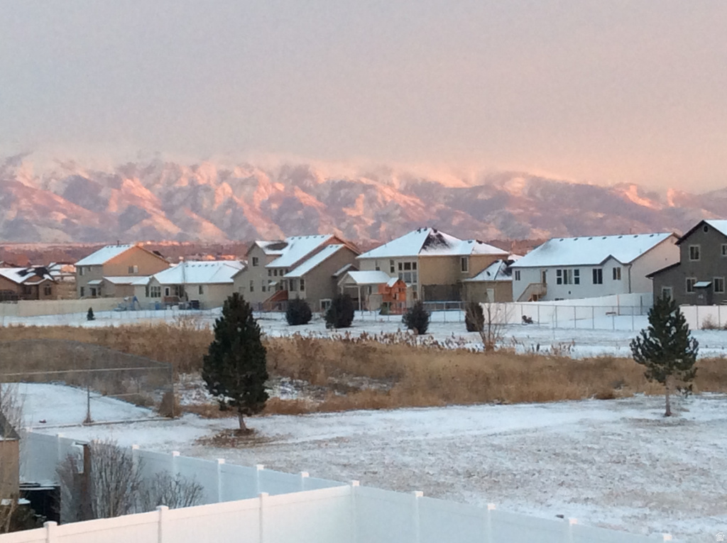 4641 W 5675 S Hooper, UT 84315