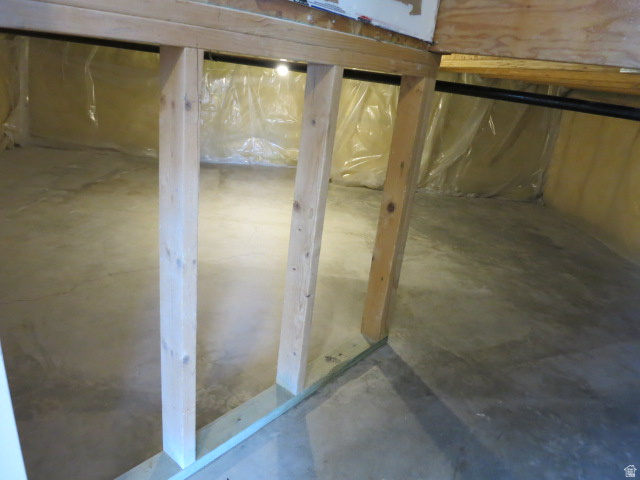 4641 W 5675 S Hooper, UT 84315