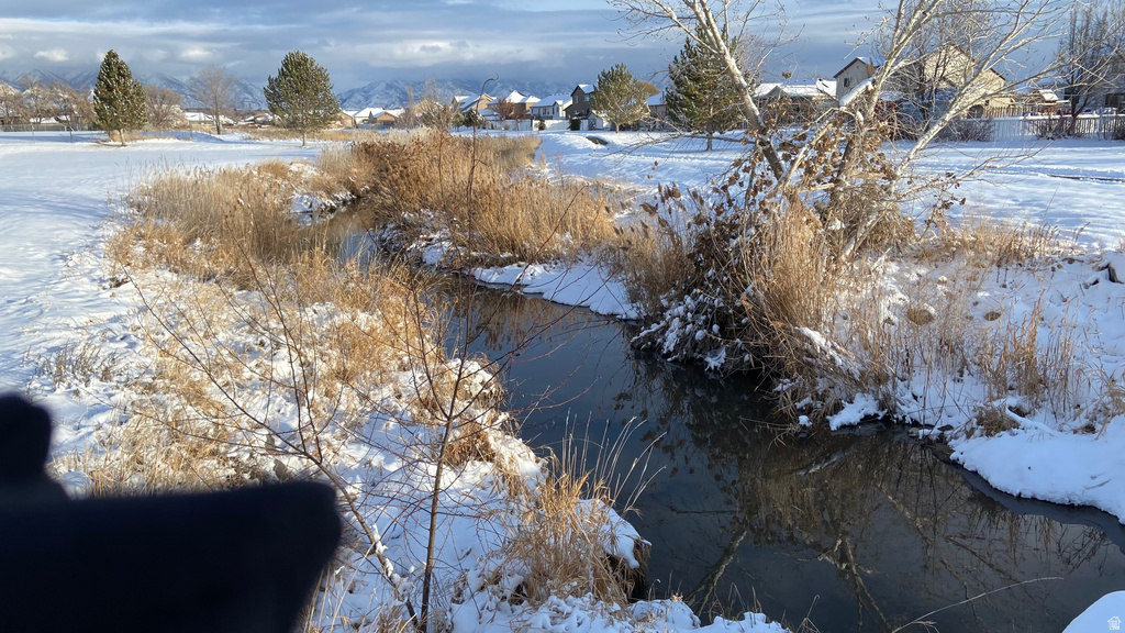 4641 W 5675 S Hooper, UT 84315