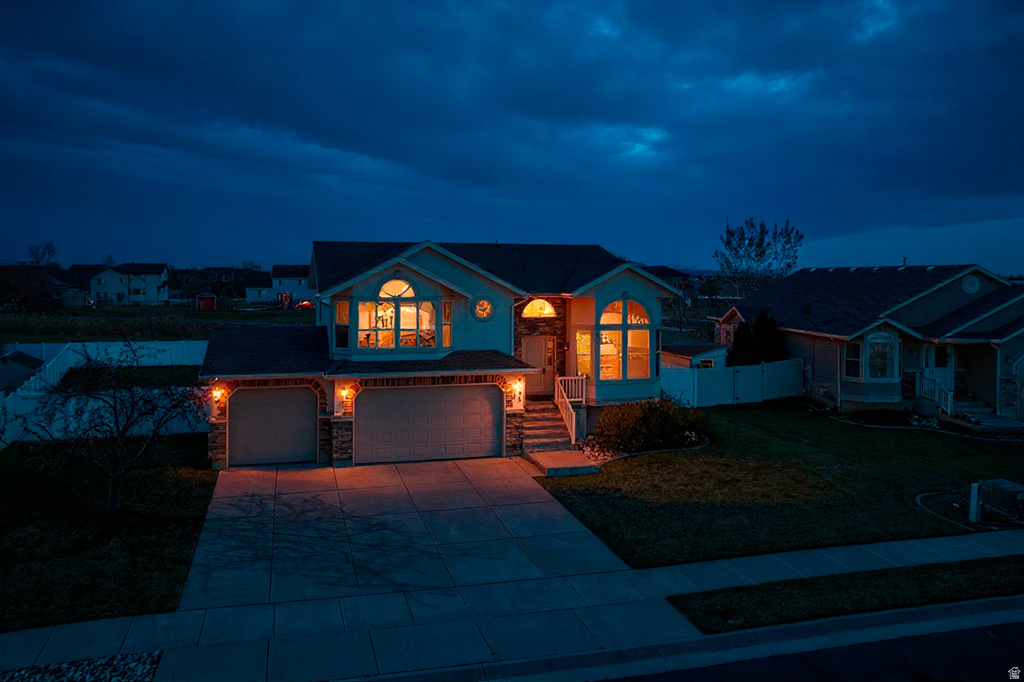 4641 W 5675 S Hooper, UT 84315