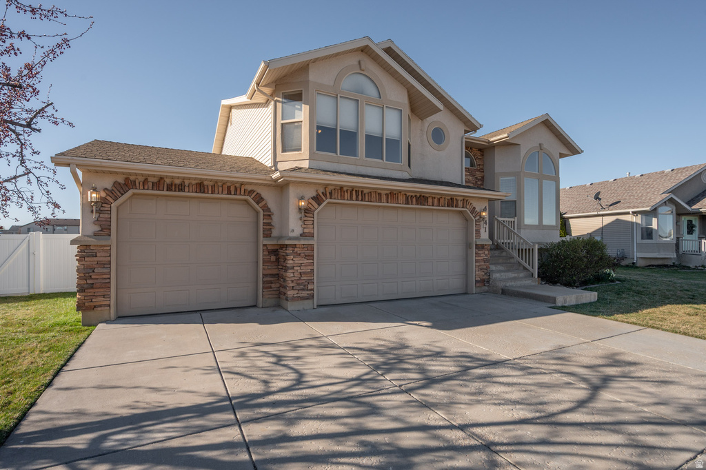 4641 W 5675 S Hooper, UT 84315