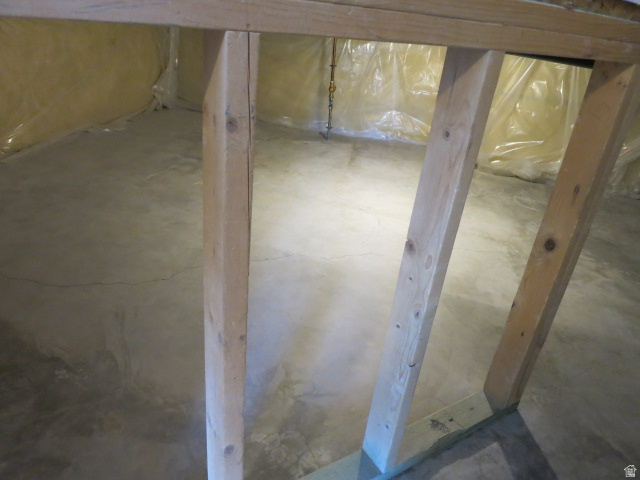 4641 W 5675 S Hooper, UT 84315