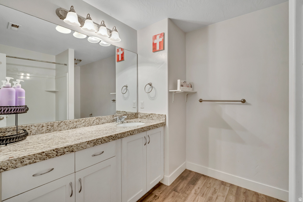 7560 N HUTCH LN Eagle Mountain, UT 84005