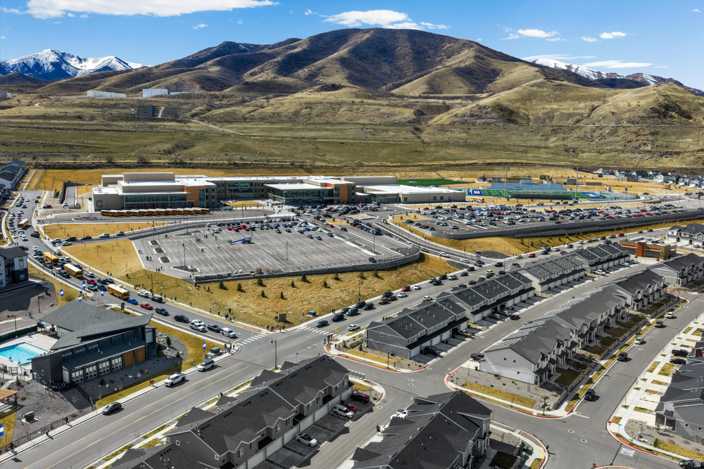 8552 W CORDERO DR Magna, UT 84044