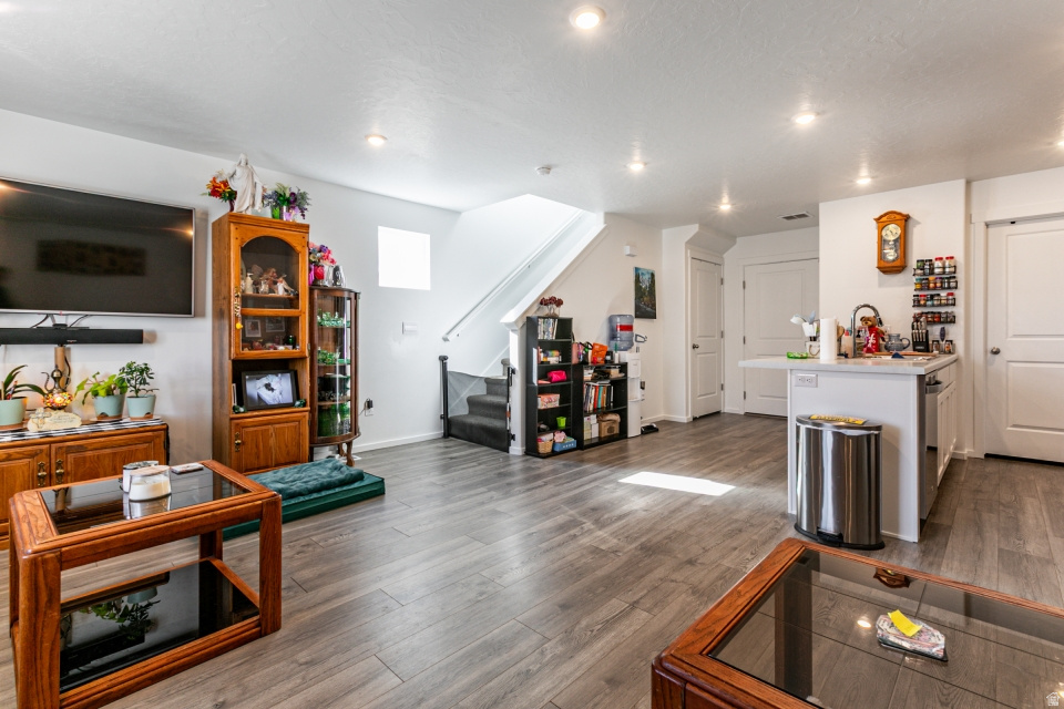 1822 N BLUE IRIS AVE #1055 Tooele, UT 84074