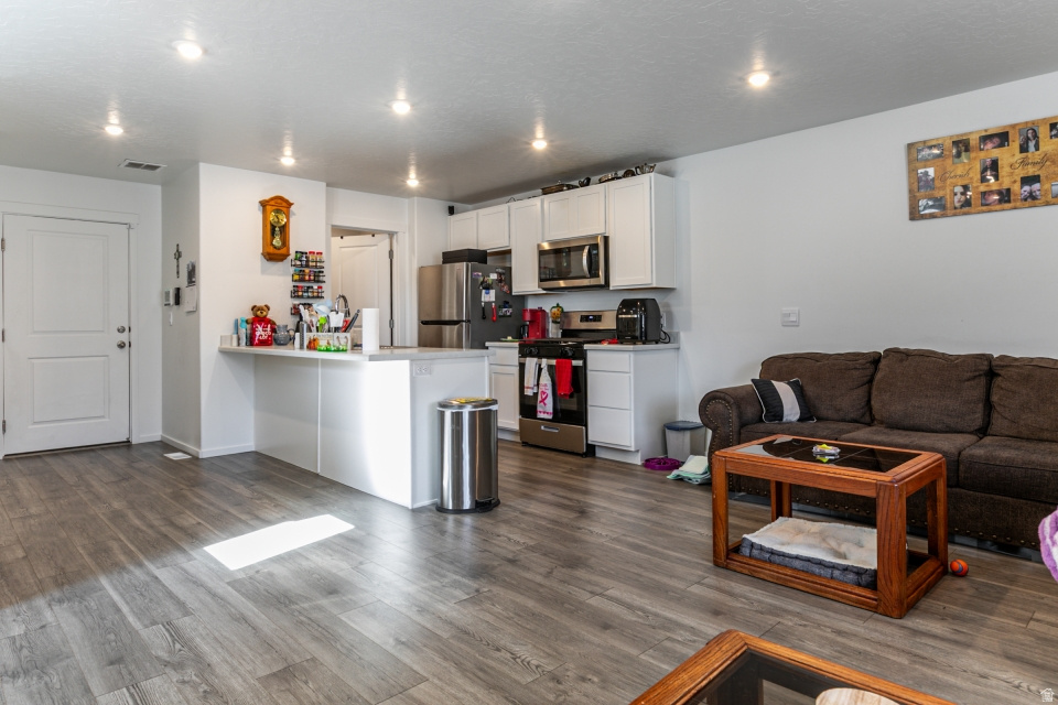 1822 N BLUE IRIS AVE #1055 Tooele, UT 84074