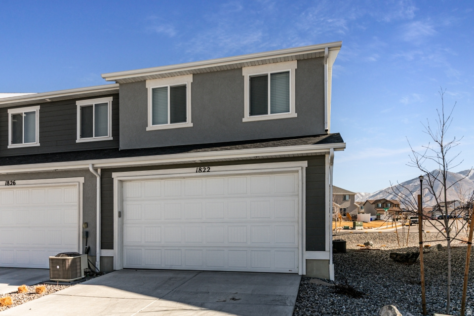 1822 N BLUE IRIS AVE #1055 Tooele, UT 84074