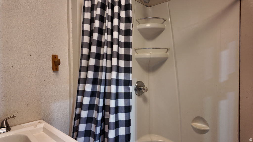 1278 N 3500 E Ballard, UT 84066