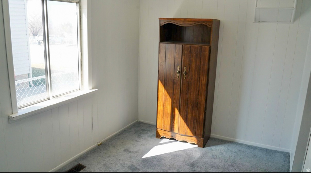 268 E VINE ST Tooele, UT 84074