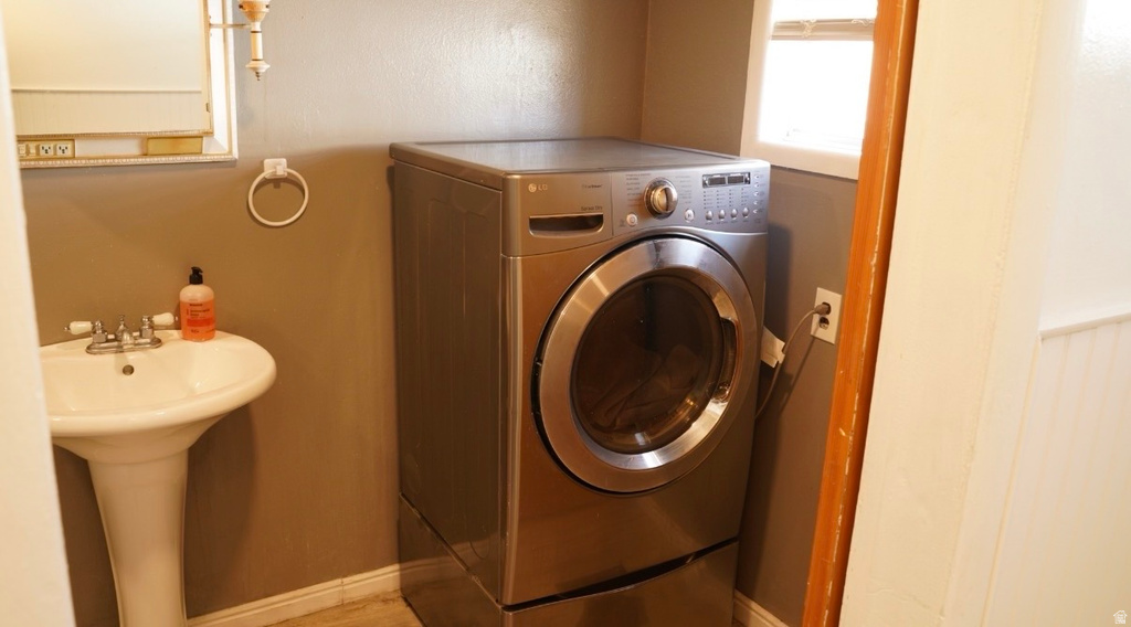 268 E VINE ST Tooele, UT 84074