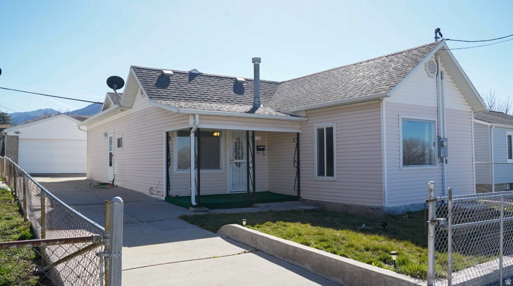 268 E VINE ST Tooele, UT 84074