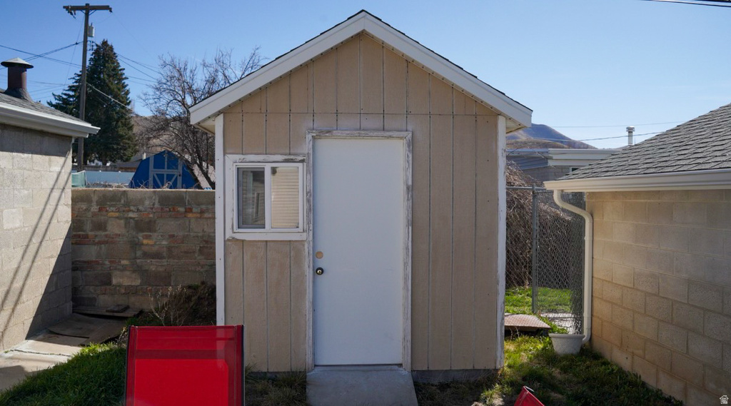 268 E VINE ST Tooele, UT 84074