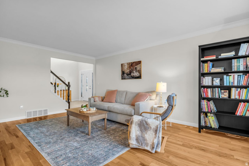 8921 S SHADY MEADOW DR Sandy, UT 84093