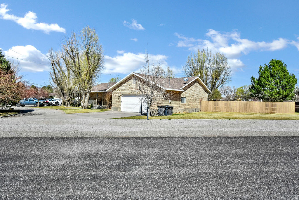96 W 400 S Monroe, UT 84754