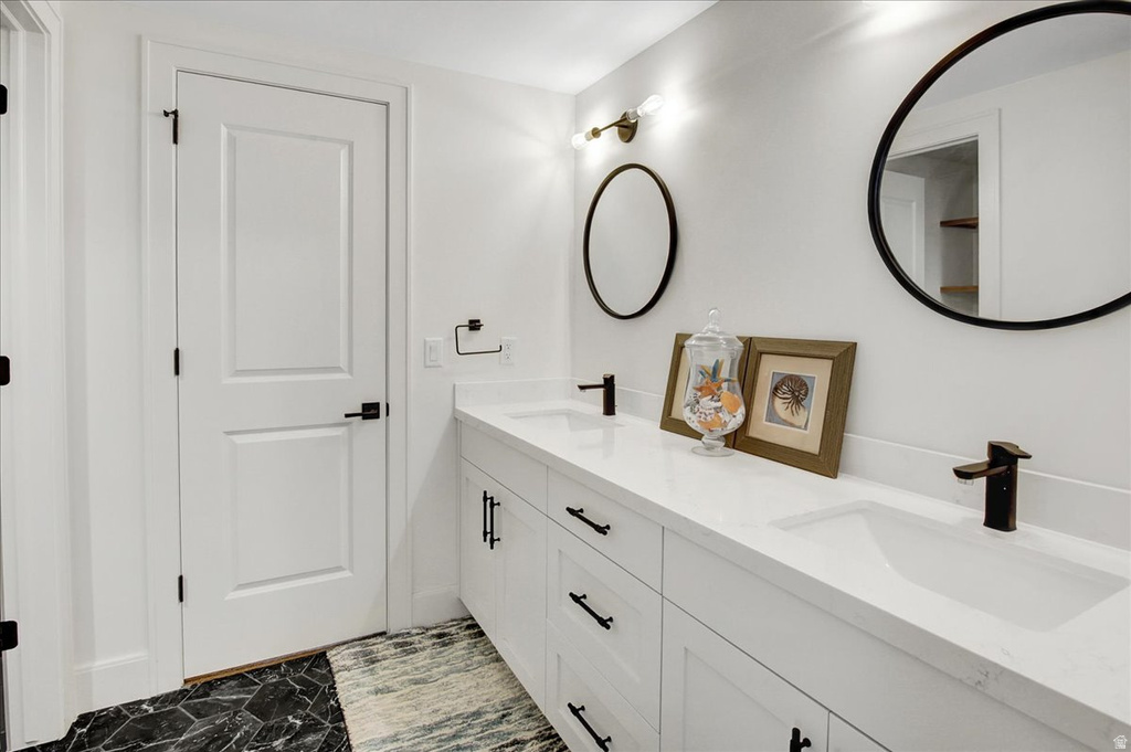 724 W MAPLE DRIFT LN Draper, UT 84020