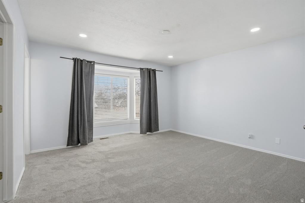 6853 S MULLIEN DR West Jordan, UT 84081