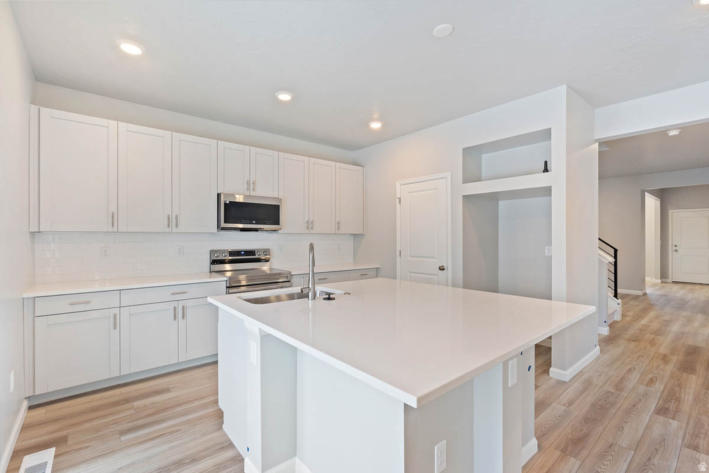 282 N ROUNDABOUT ST Saratoga Springs, UT 84045