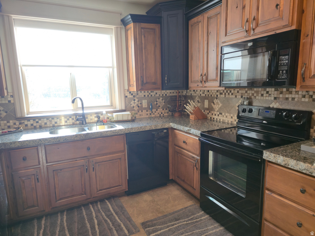 11865 N ATLAS DR Highland, UT 84003