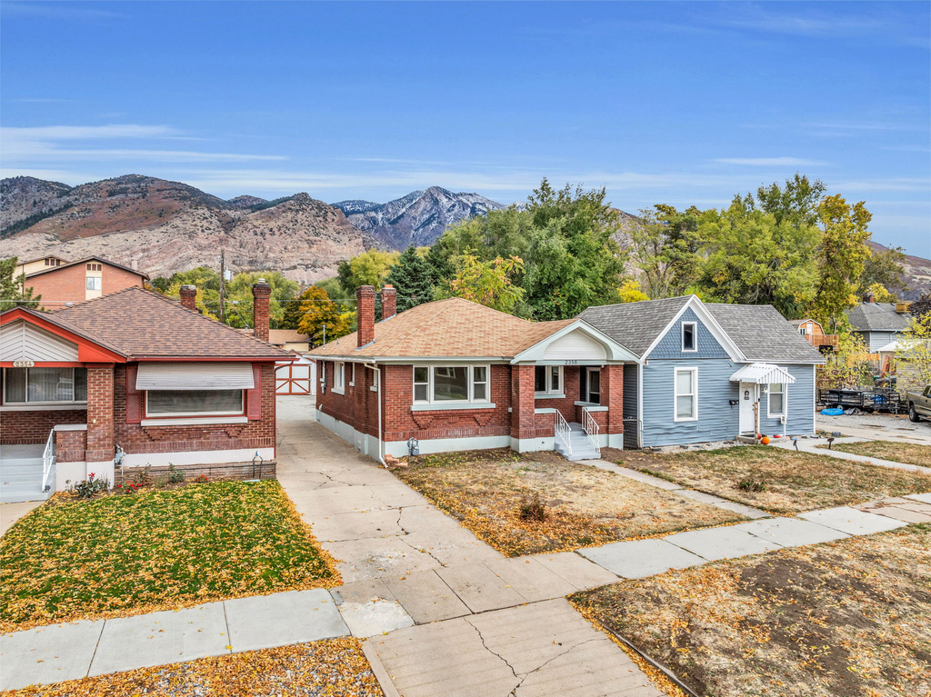 2358 VAN BUREN AVE Ogden, UT 84401
