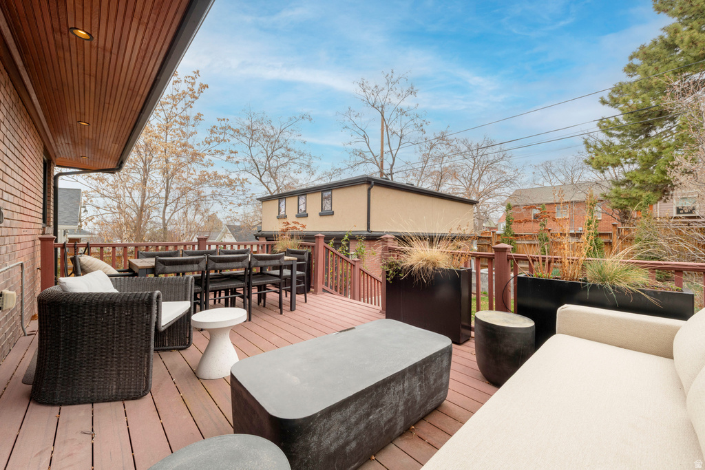 1537 E EMERSON AVE Salt Lake City, UT 84105