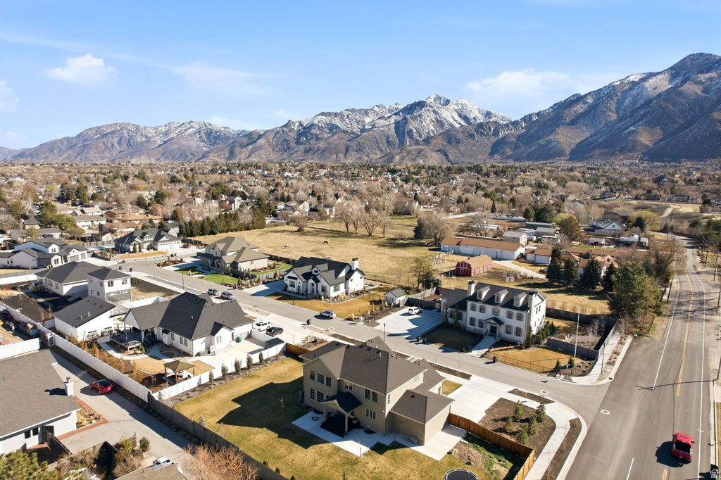 11382 S CANYON FALLS LN Sandy, UT 84092