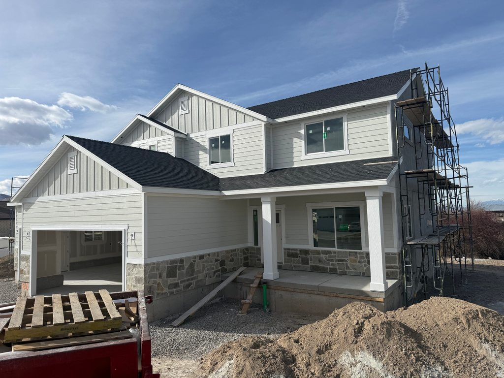 1327 E 320 S Payson, UT 84651