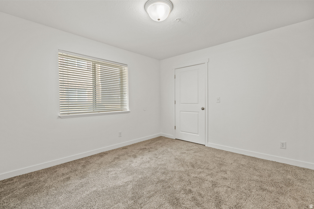 8204 N CEDAR SPRINGS RD #2 Eagle Mountain, UT 84005