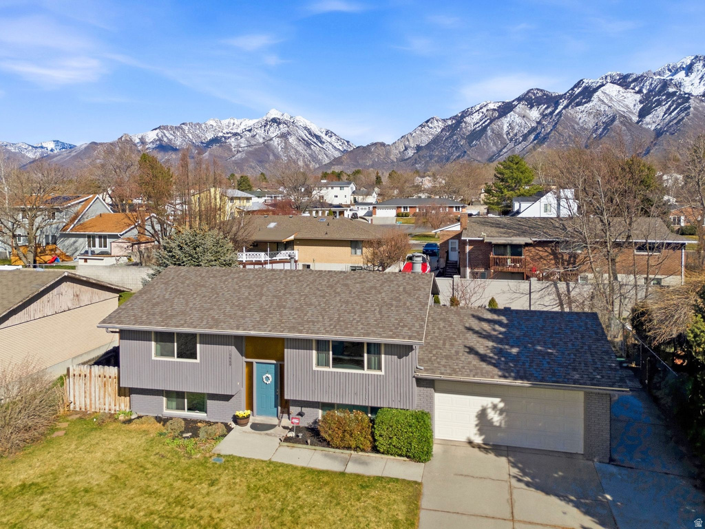 10889 S GRANITE DR Sandy, UT 84094