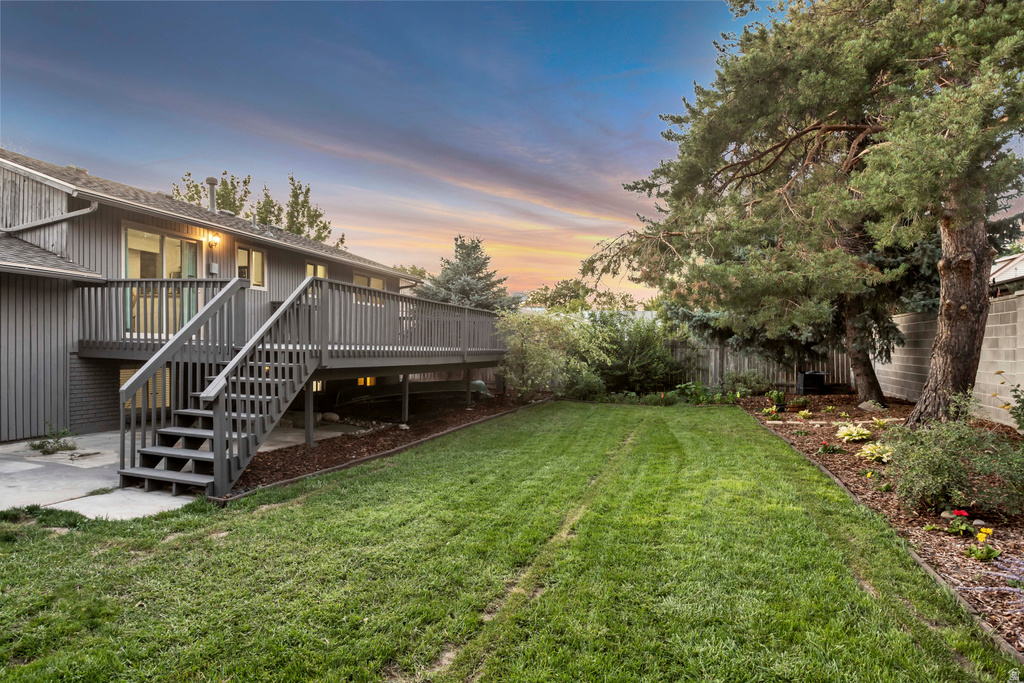 10889 S GRANITE DR Sandy, UT 84094