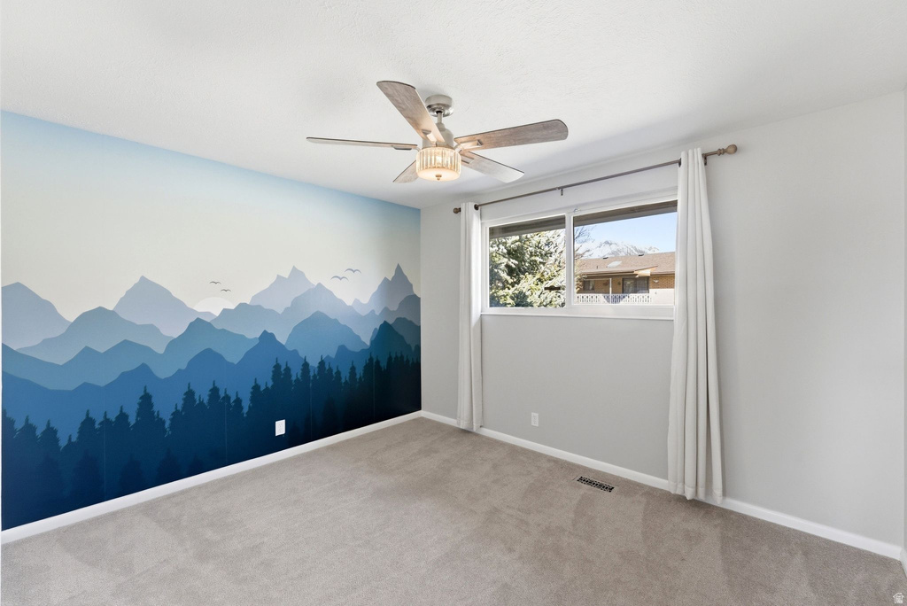 10889 S GRANITE DR Sandy, UT 84094