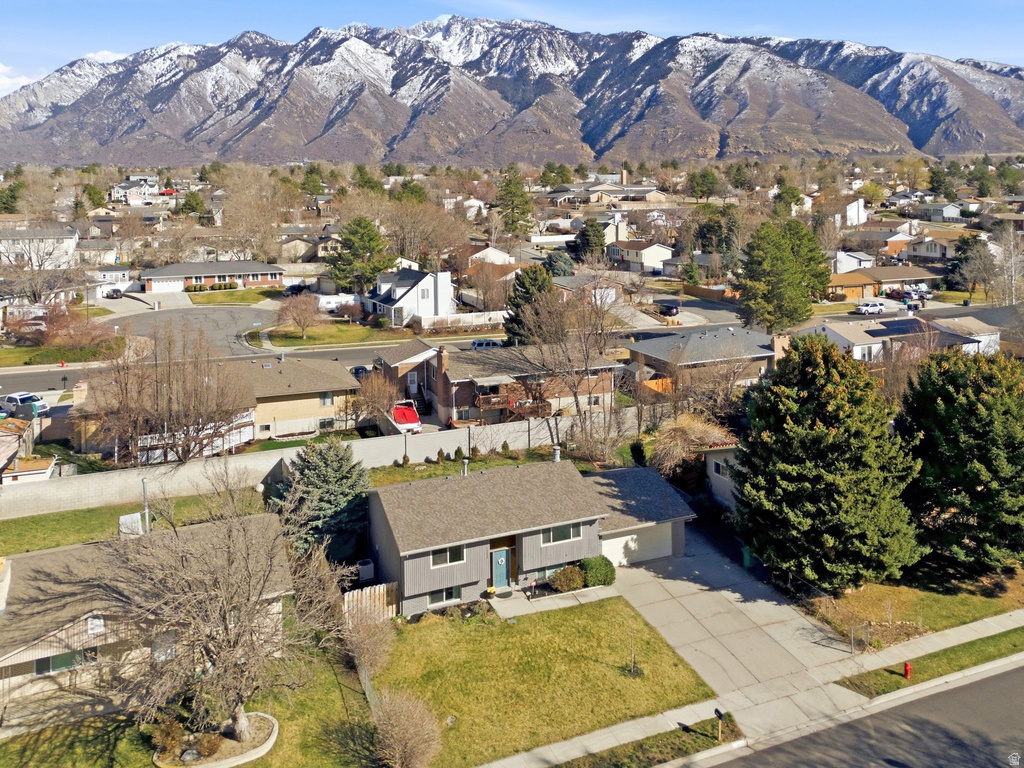 10889 S GRANITE DR Sandy, UT 84094