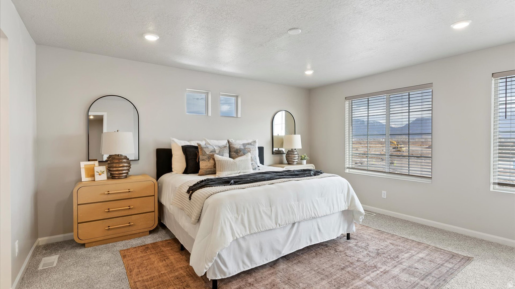 303 E KANAB CREEK DR Saratoga Springs, UT 84045