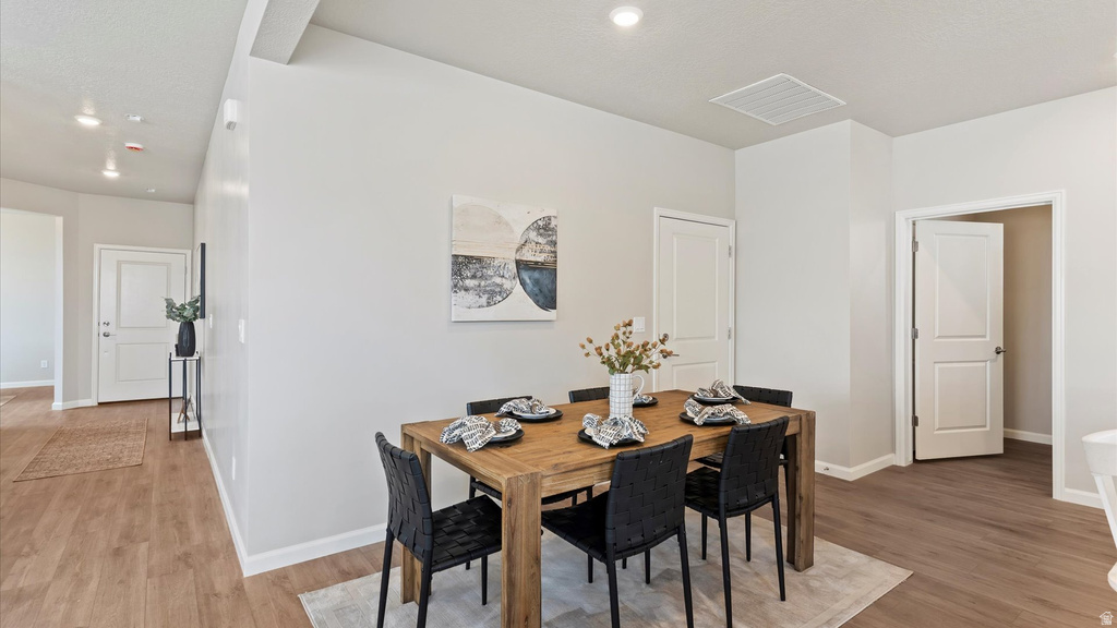 303 E KANAB CREEK DR Saratoga Springs, UT 84045