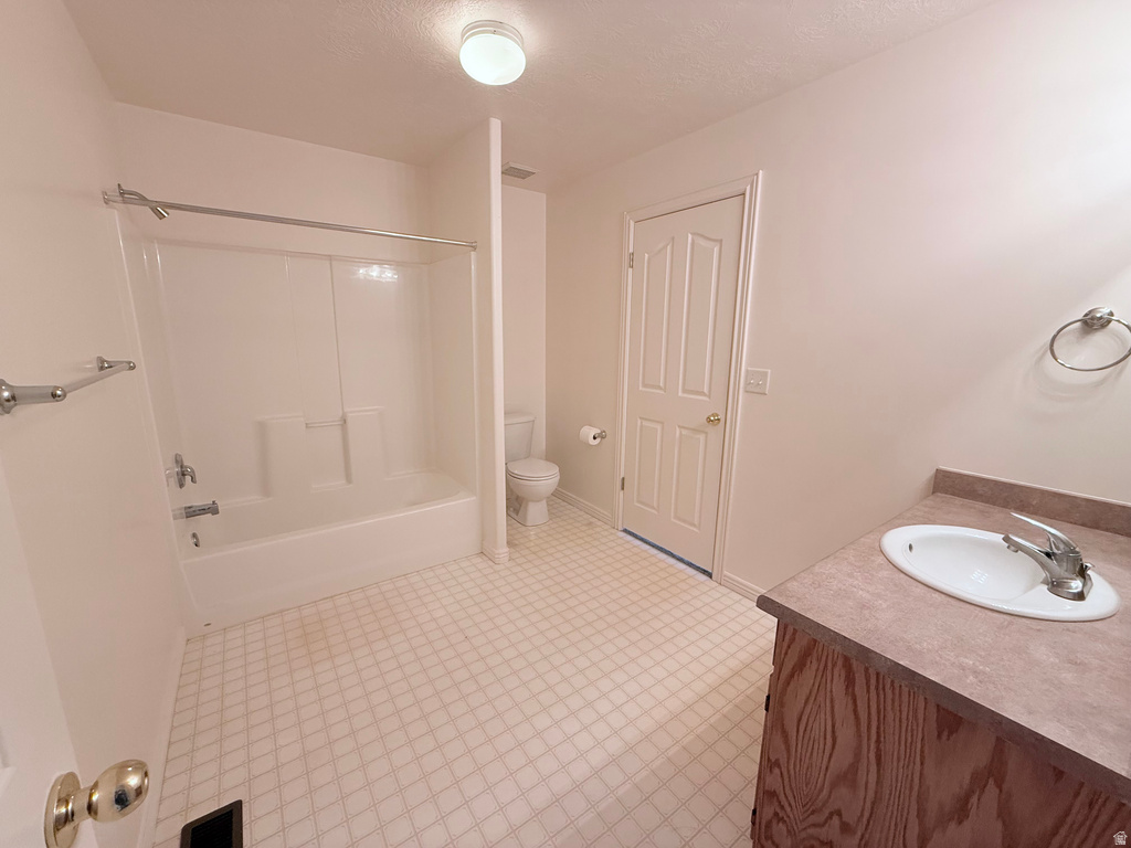 2511 N CHARLESTON AVE Harrisville, UT 84414