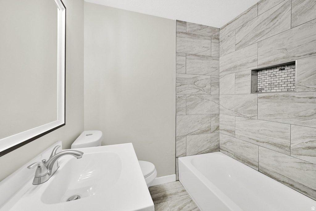 5980 S 2700 W Roy, UT 84067