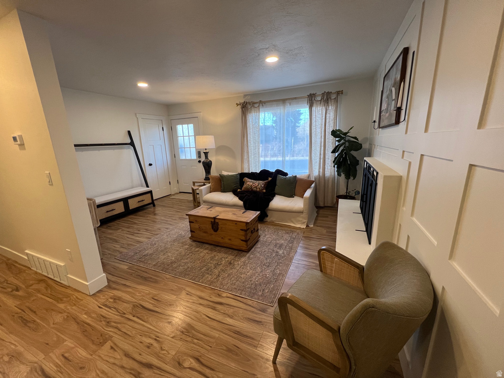 112 E 8680 S Sandy, UT 84070