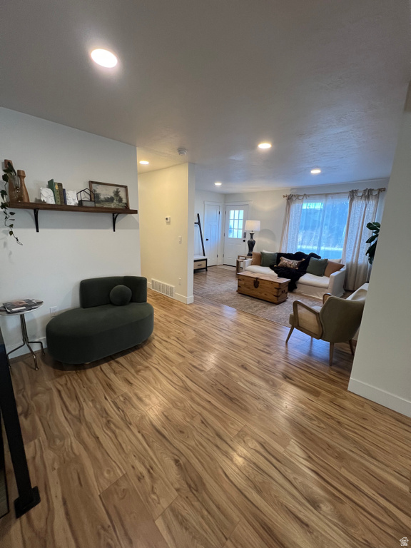 112 E 8680 S Sandy, UT 84070