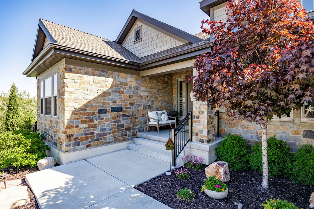 10847 S HIDDENWOOD DR Sandy, UT 84092