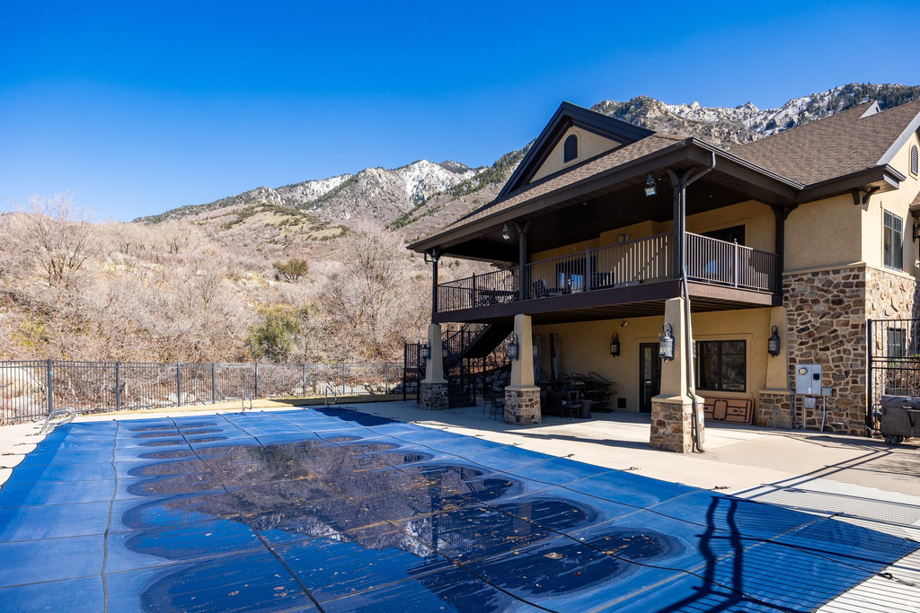 10847 S HIDDENWOOD DR Sandy, UT 84092