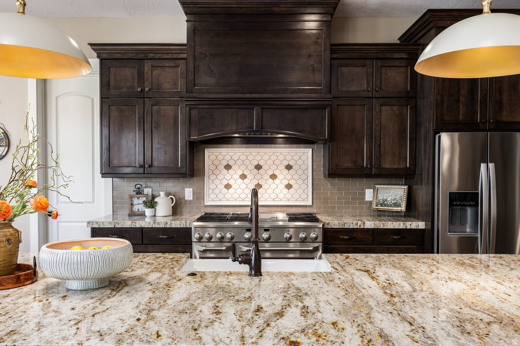 10847 S HIDDENWOOD DR Sandy, UT 84092