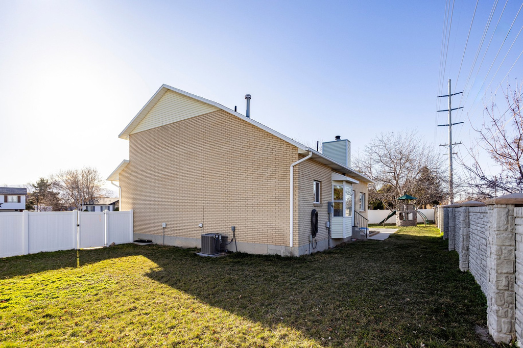 4986 S HENSLEY CIR Taylorsville, UT 84129