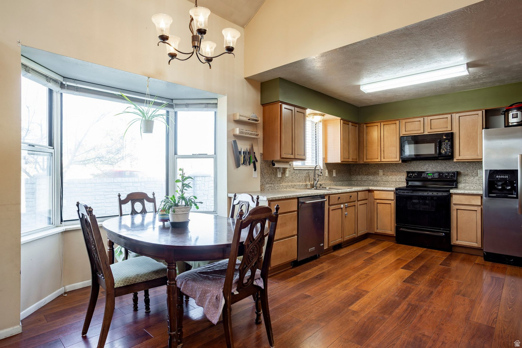 4986 S HENSLEY CIR Taylorsville, UT 84129