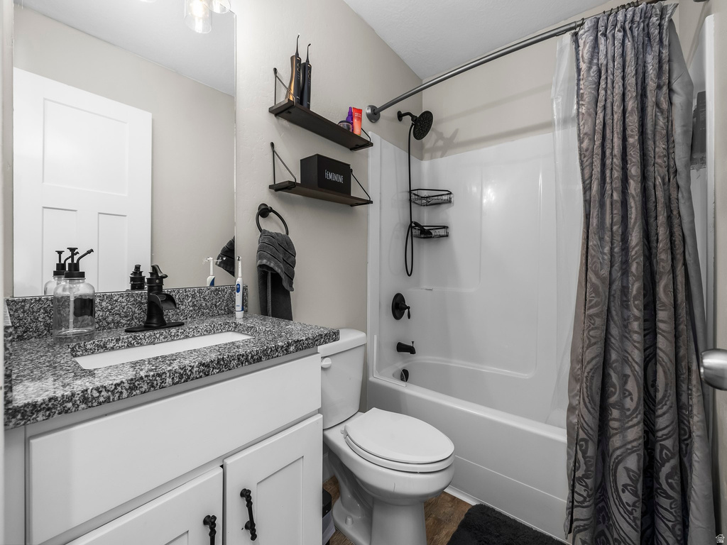 7001 N SOUTH PASS RD Eagle Mountain, UT 84005