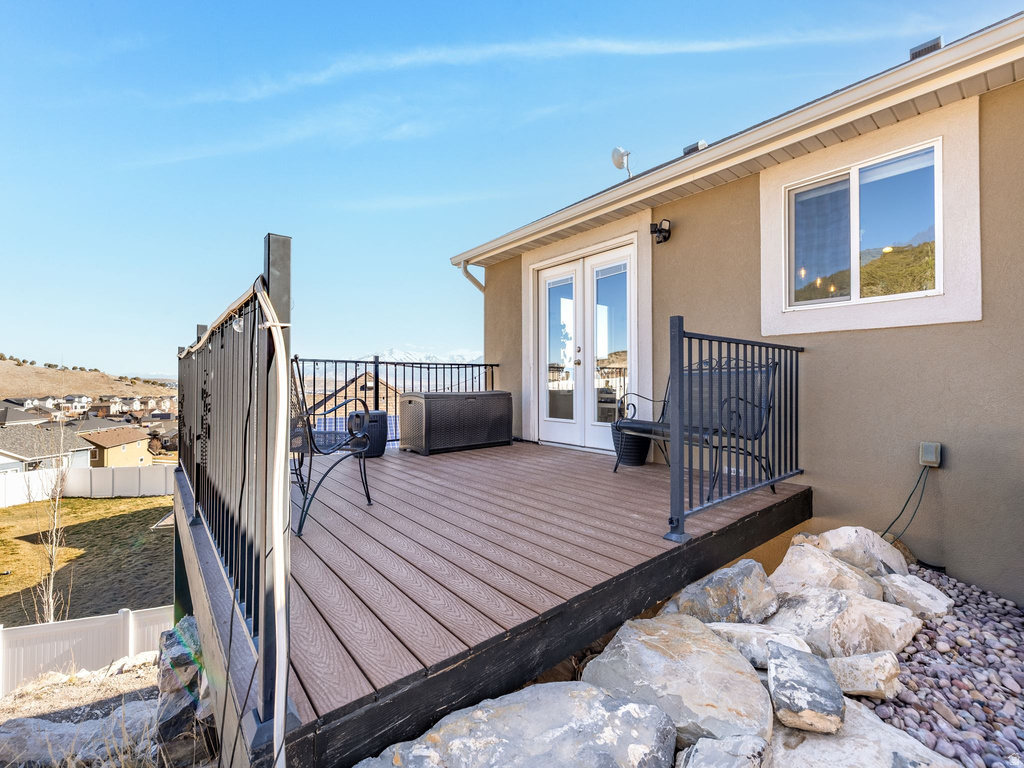 7001 N SOUTH PASS RD Eagle Mountain, UT 84005