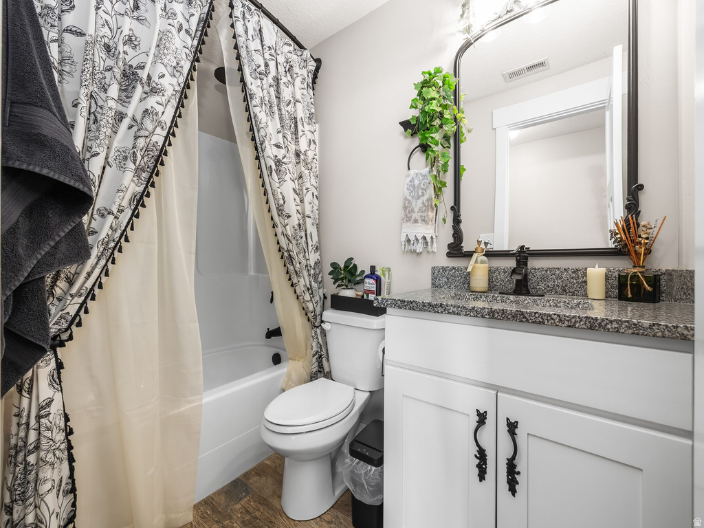 7001 N SOUTH PASS RD Eagle Mountain, UT 84005