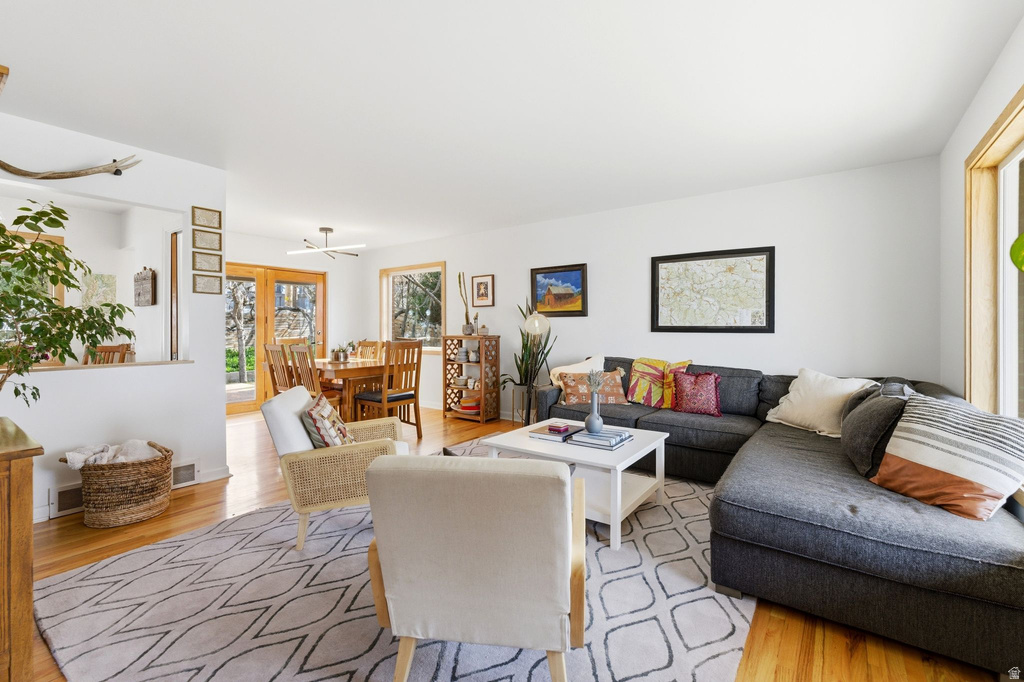 4163 S SHANNA ST Salt Lake City, UT 84124