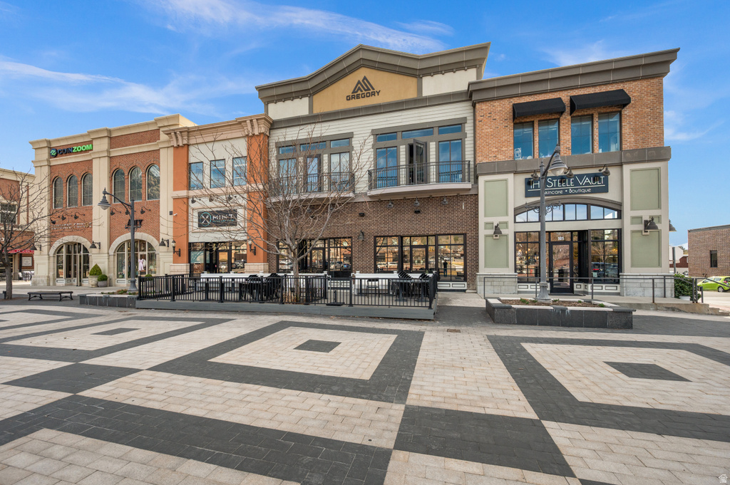 2263 E TARA LN #4 Holladay, UT 84117